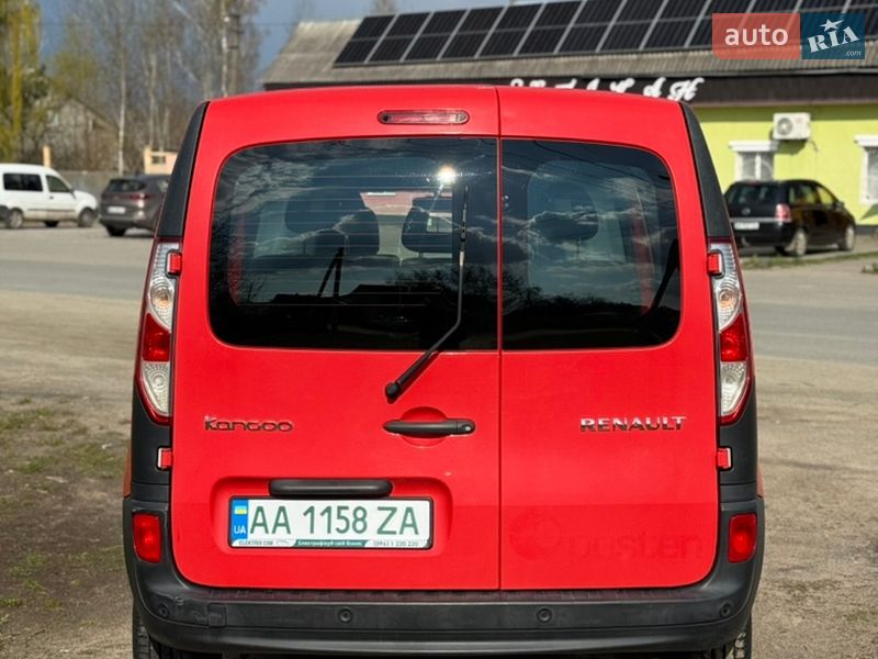 Минивэн Renault Kangoo 2017 в Малине
