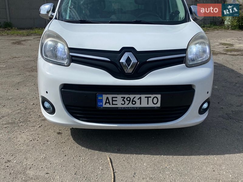 Минивэн Renault Kangoo 2015 в Днепре