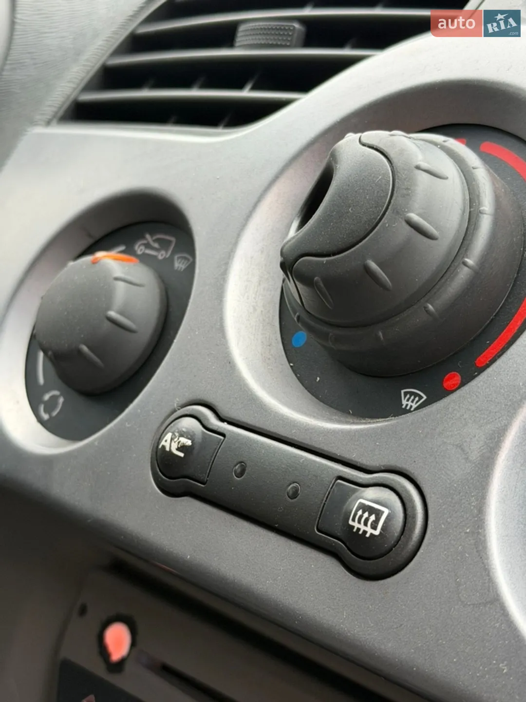 2010 Renault Kangoo - мініатюра 26