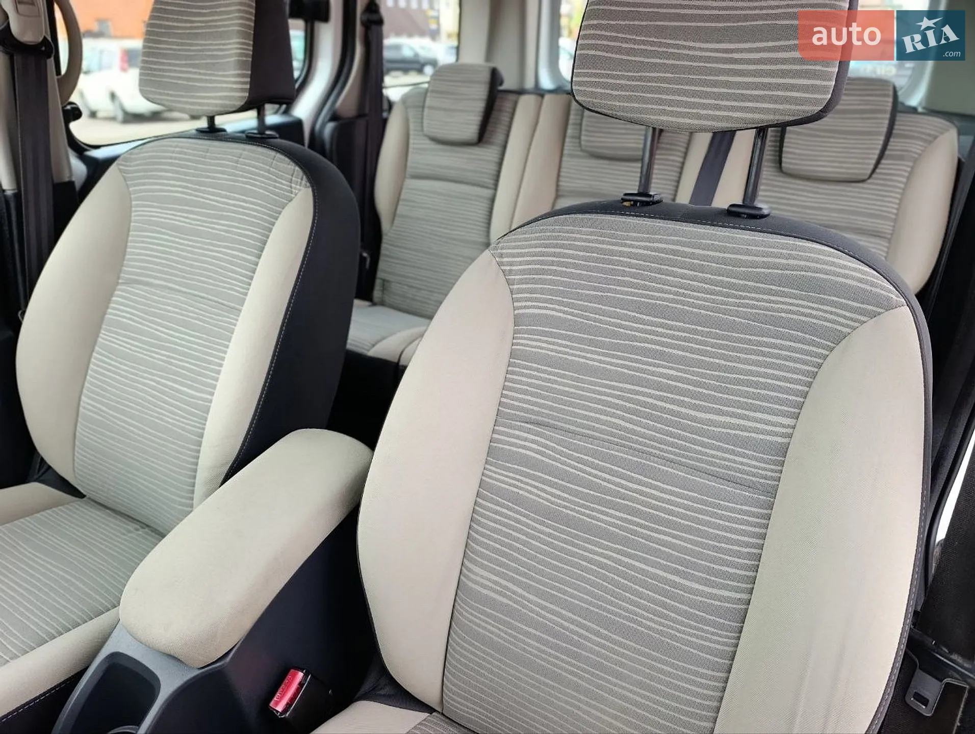 2012 Renault Kangoo - мініатюра 12