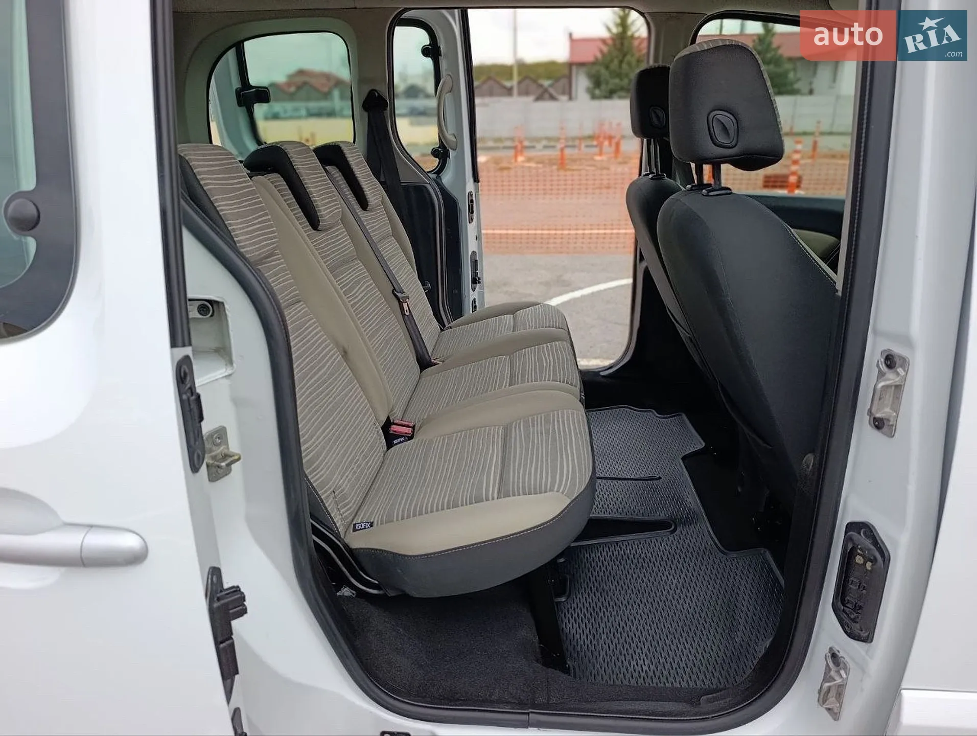 2012 Renault Kangoo - мініатюра 18