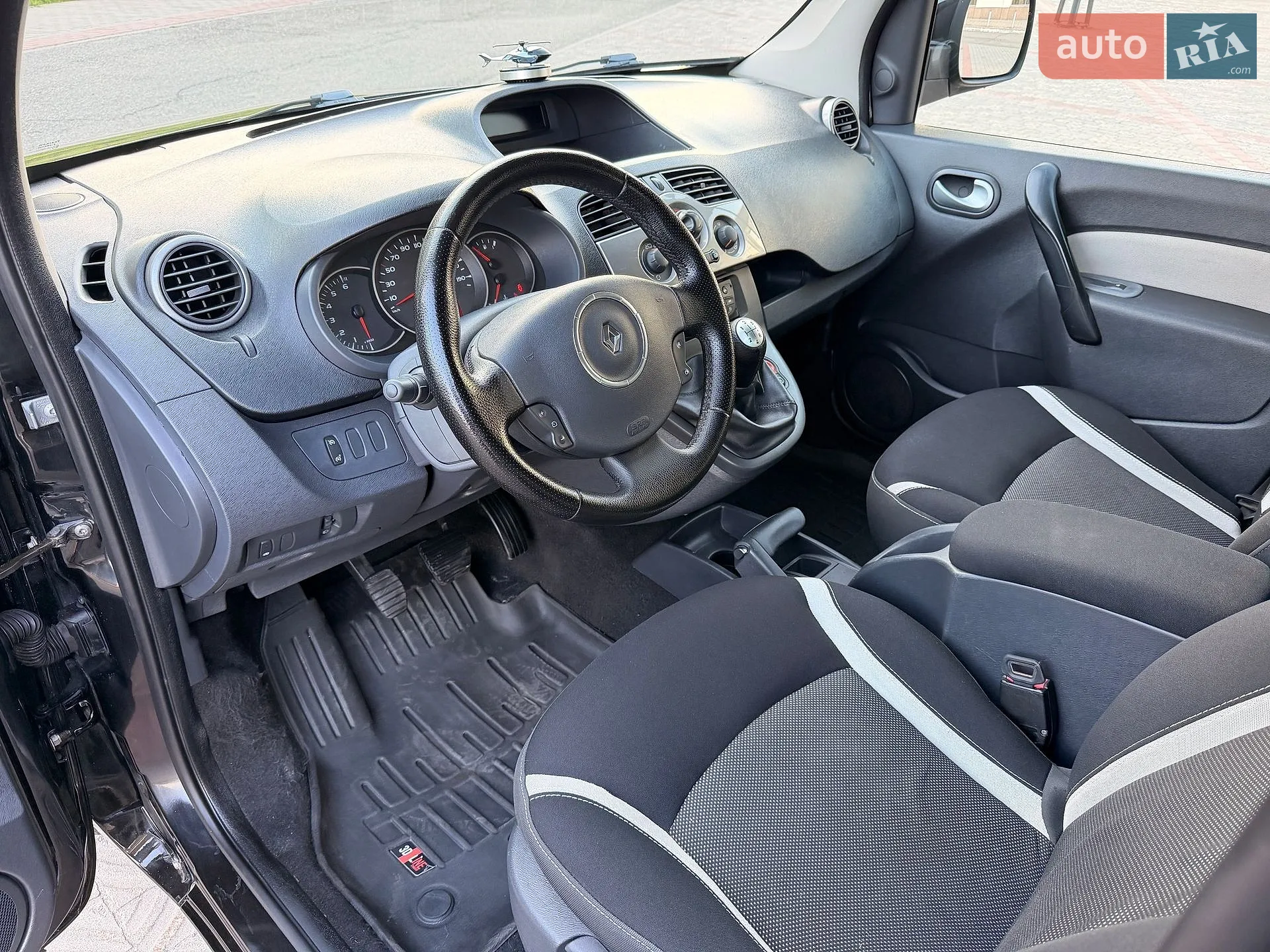 2013 Renault Kangoo - мініатюра 14