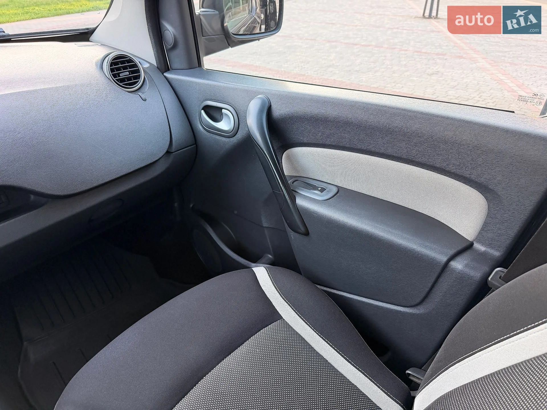 2013 Renault Kangoo - мініатюра 28