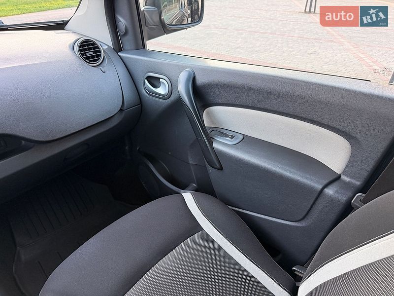 Минивэн Renault Kangoo 2013 в Днепре