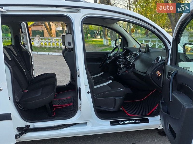 Минивэн Renault Kangoo 2015 в Новоархангельске