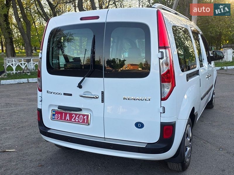 Минивэн Renault Kangoo 2015 в Новоархангельске