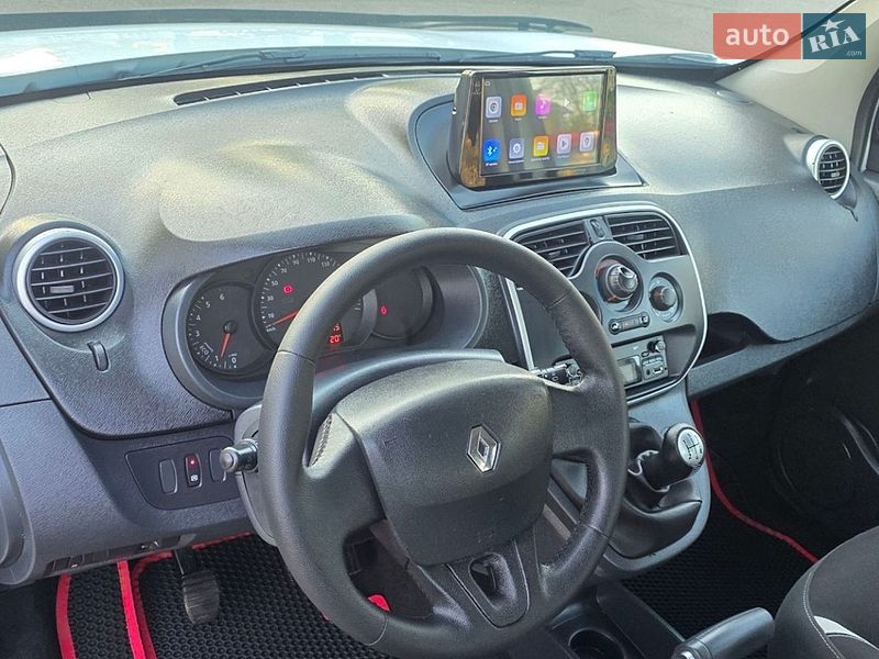 Минивэн Renault Kangoo 2015 в Новоархангельске