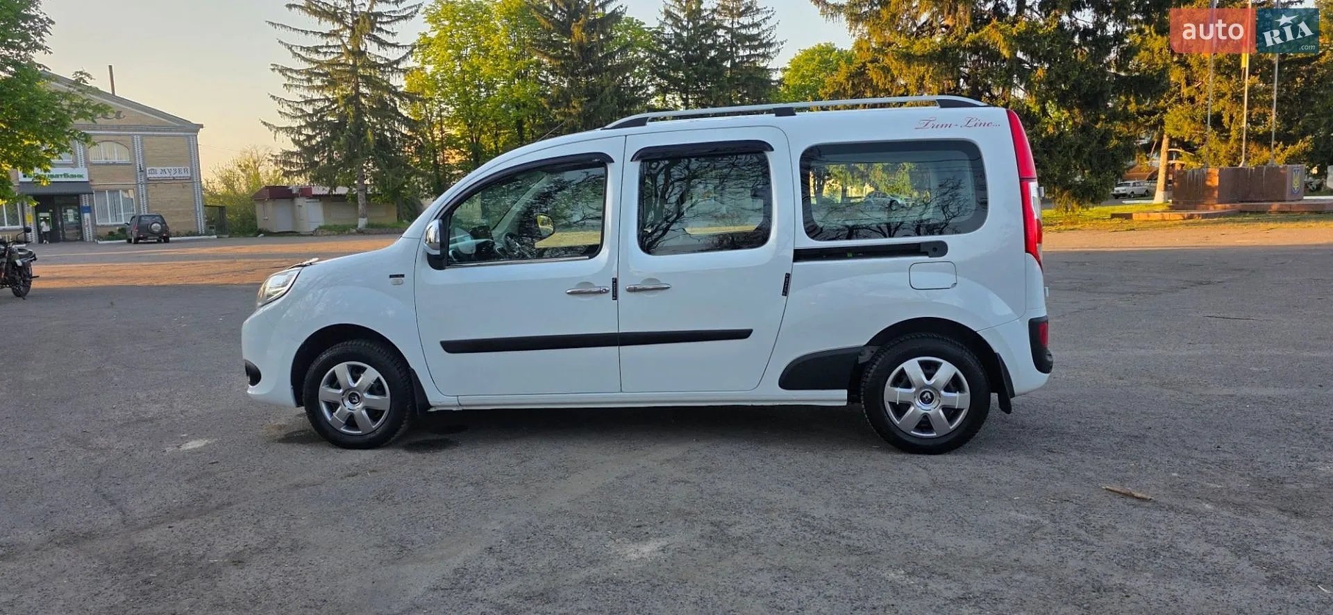 2015 Renault Kangoo - мініатюра 107