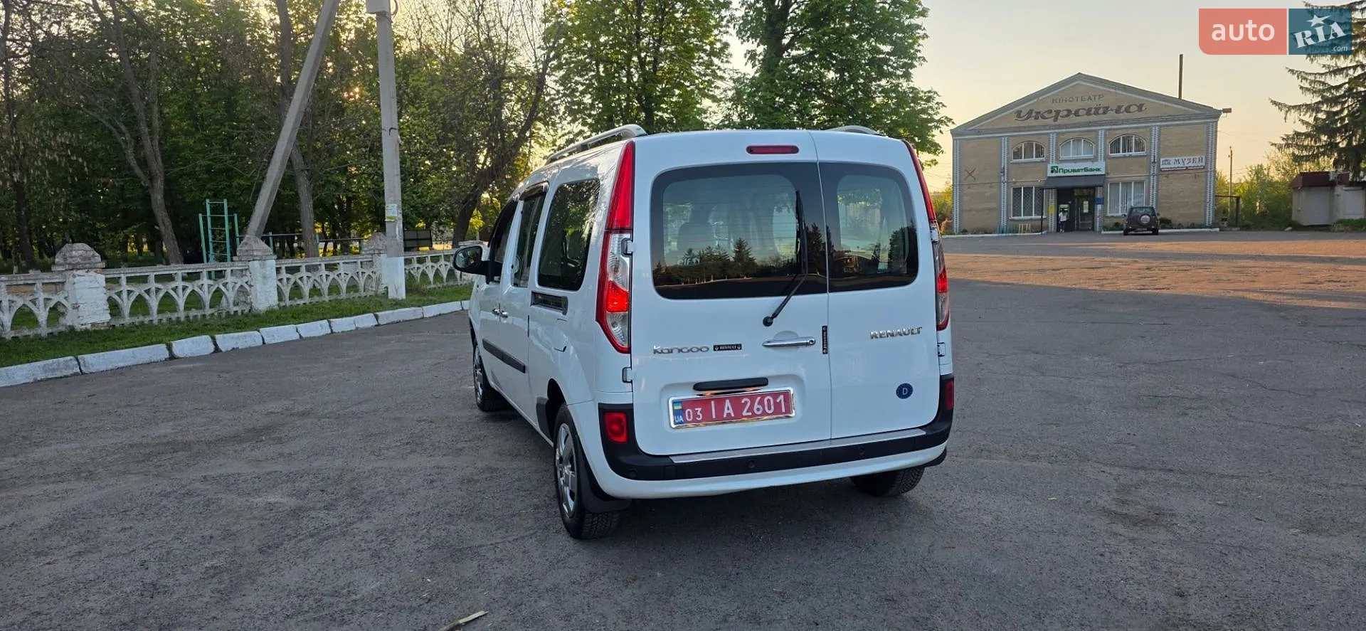 2015 Renault Kangoo - мініатюра 109