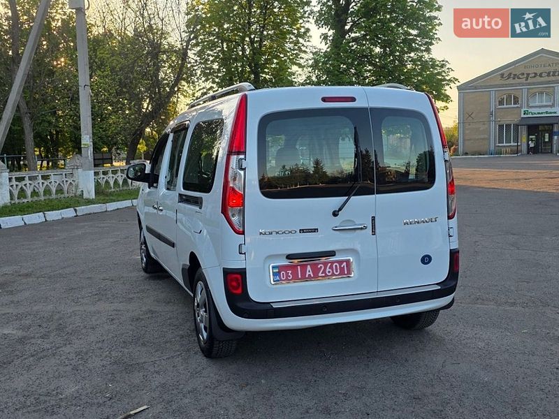 Минивэн Renault Kangoo 2015 в Новоархангельске