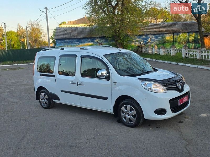 Минивэн Renault Kangoo 2015 в Новоархангельске