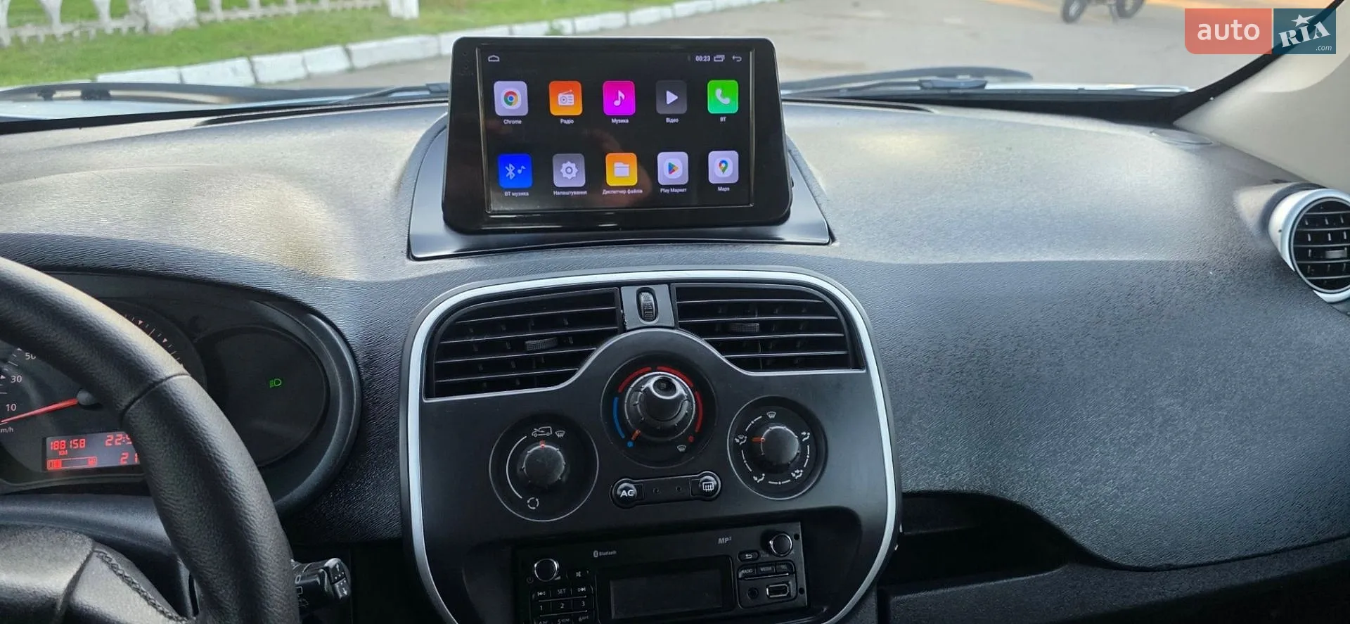 2015 Renault Kangoo - мініатюра 121