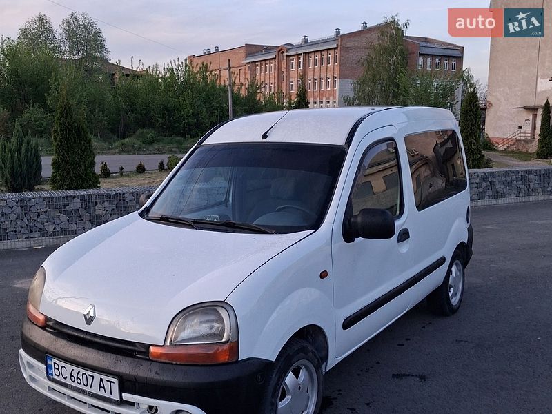 Минивэн Renault Kangoo 2000 в Великих Мостах