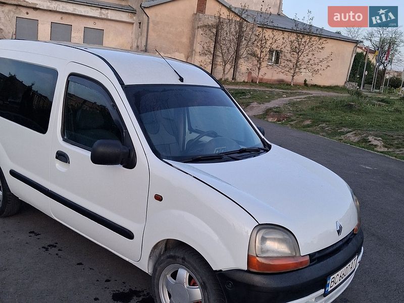 Минивэн Renault Kangoo 2000 в Великих Мостах