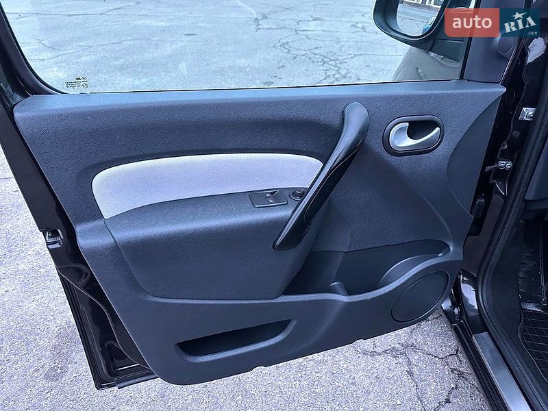 Минивэн Renault Kangoo 2016 в Днепре