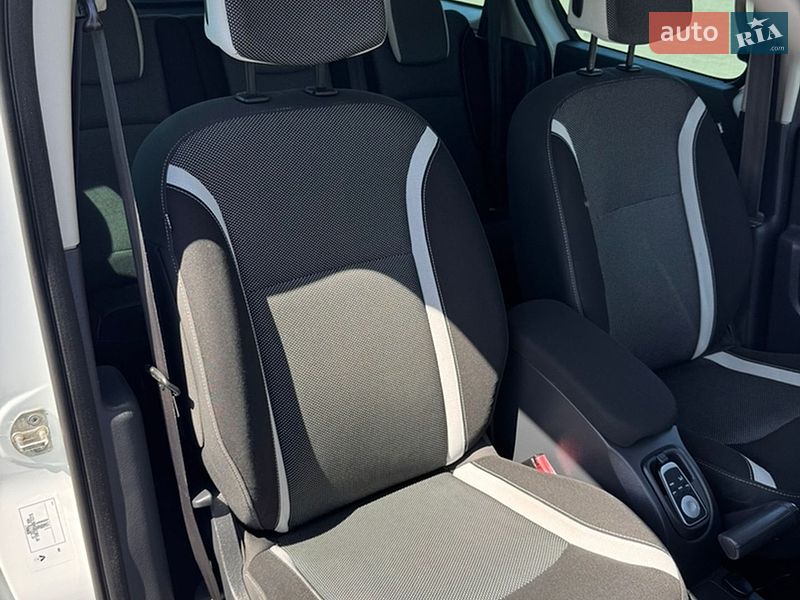 Минивэн Renault Kangoo 2013 в Луцке