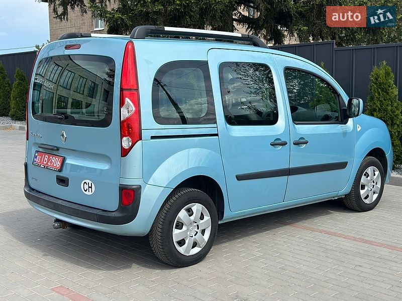 Минивэн Renault Kangoo 2010 в Луцке