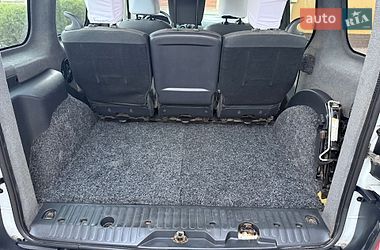 Минивэн Renault Kangoo 2009 в Косове