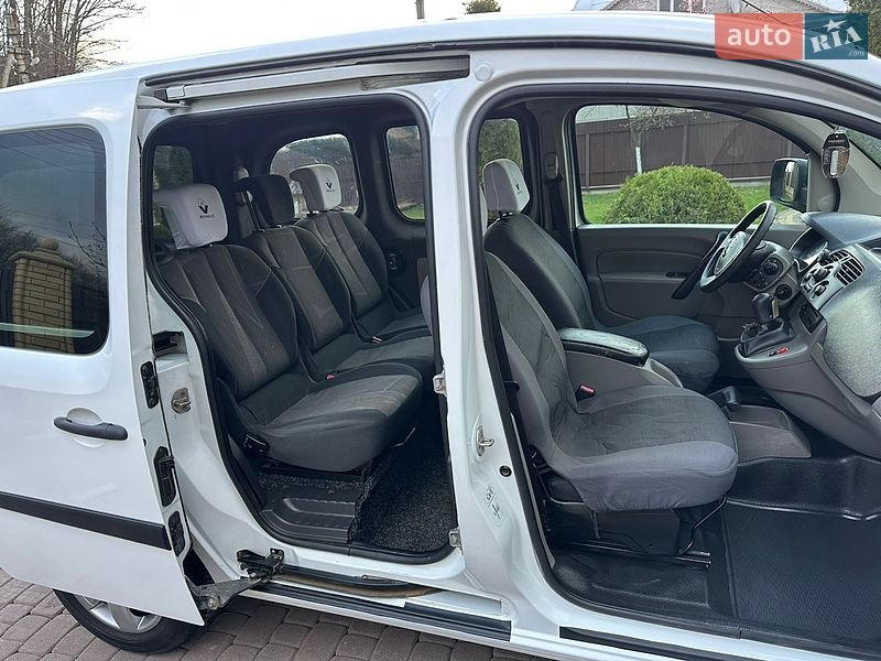 Минивэн Renault Kangoo 2009 в Косове