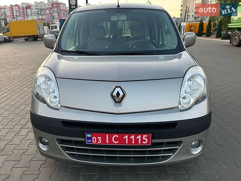 Минивэн Renault Kangoo 2011 в Луцке