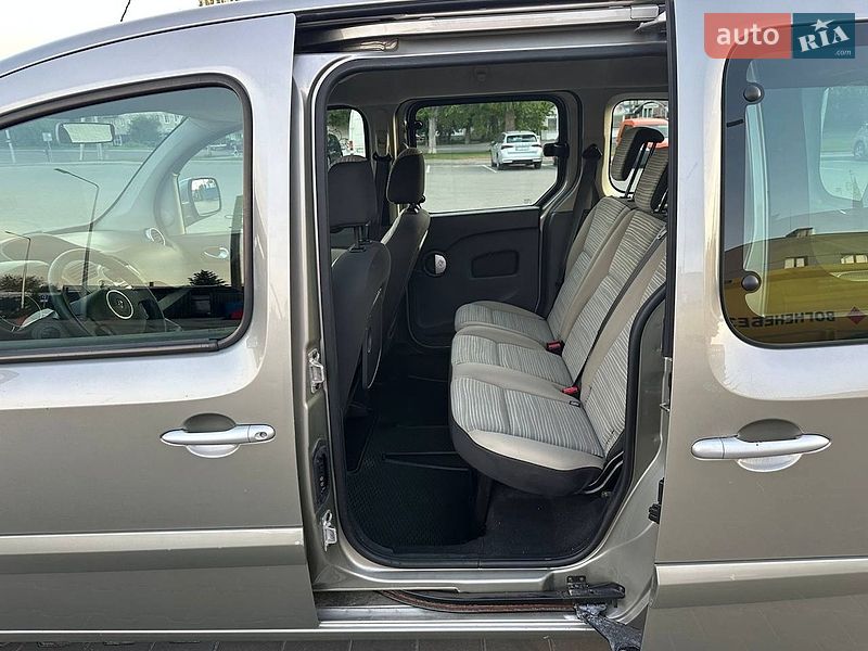 Минивэн Renault Kangoo 2011 в Луцке