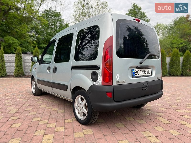Минивэн Renault Kangoo 2002 в Жовкве