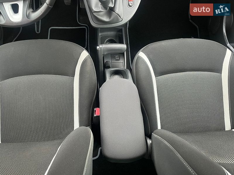 Мінівен Renault Kangoo 2015 в Стрию