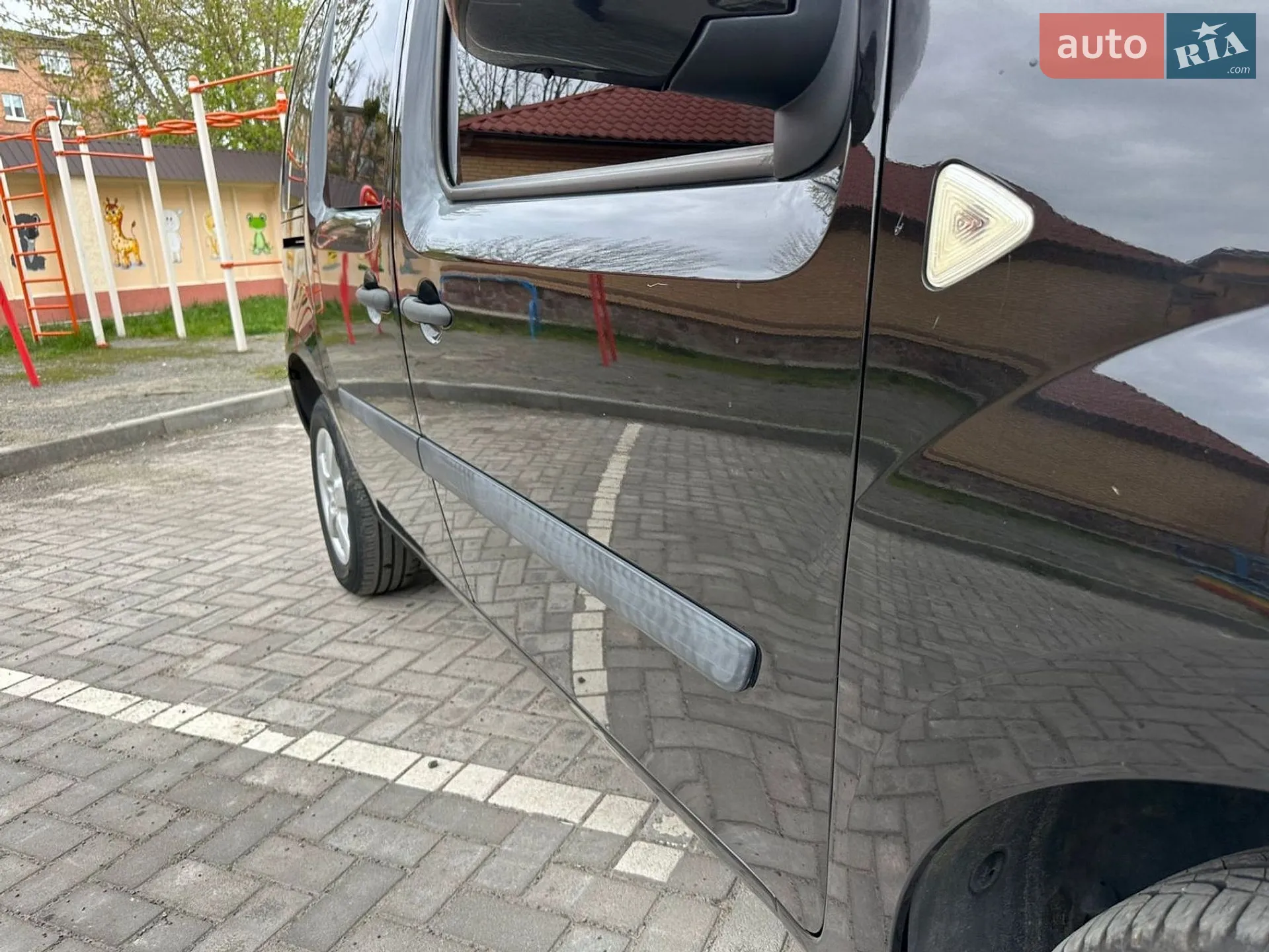2010 Renault Kangoo - мініатюра 10