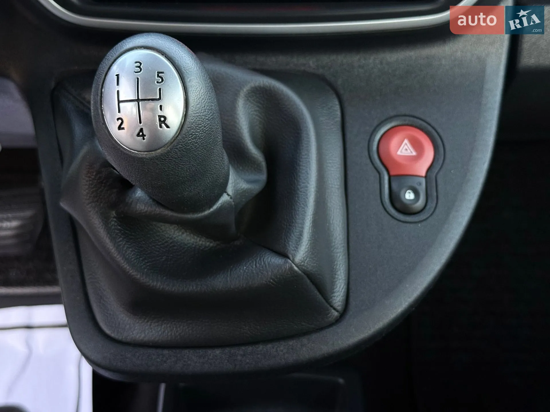 2013 Renault Kangoo - мініатюра 81
