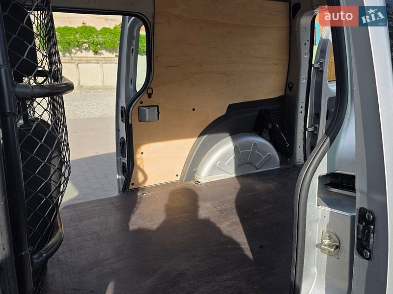 Грузовой фургон Renault Kangoo 2018 в Калуше