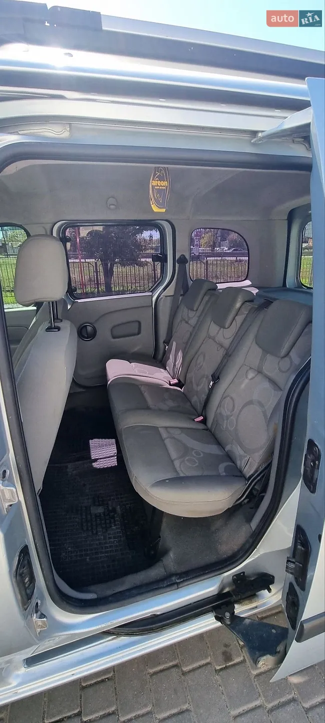 2010 Renault Kangoo - мініатюра 10