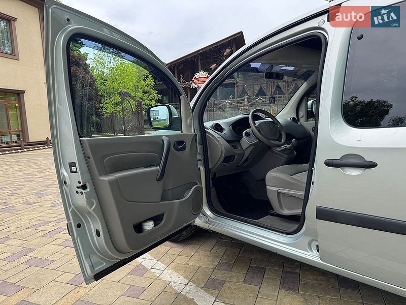Минивэн Renault Kangoo 2009 в Кременчуге фото 11 Минивэн Renault Kangoo 2009 в Кременчуге