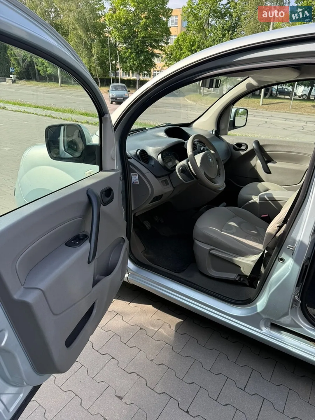 2011 Renault Kangoo - мініатюра 38