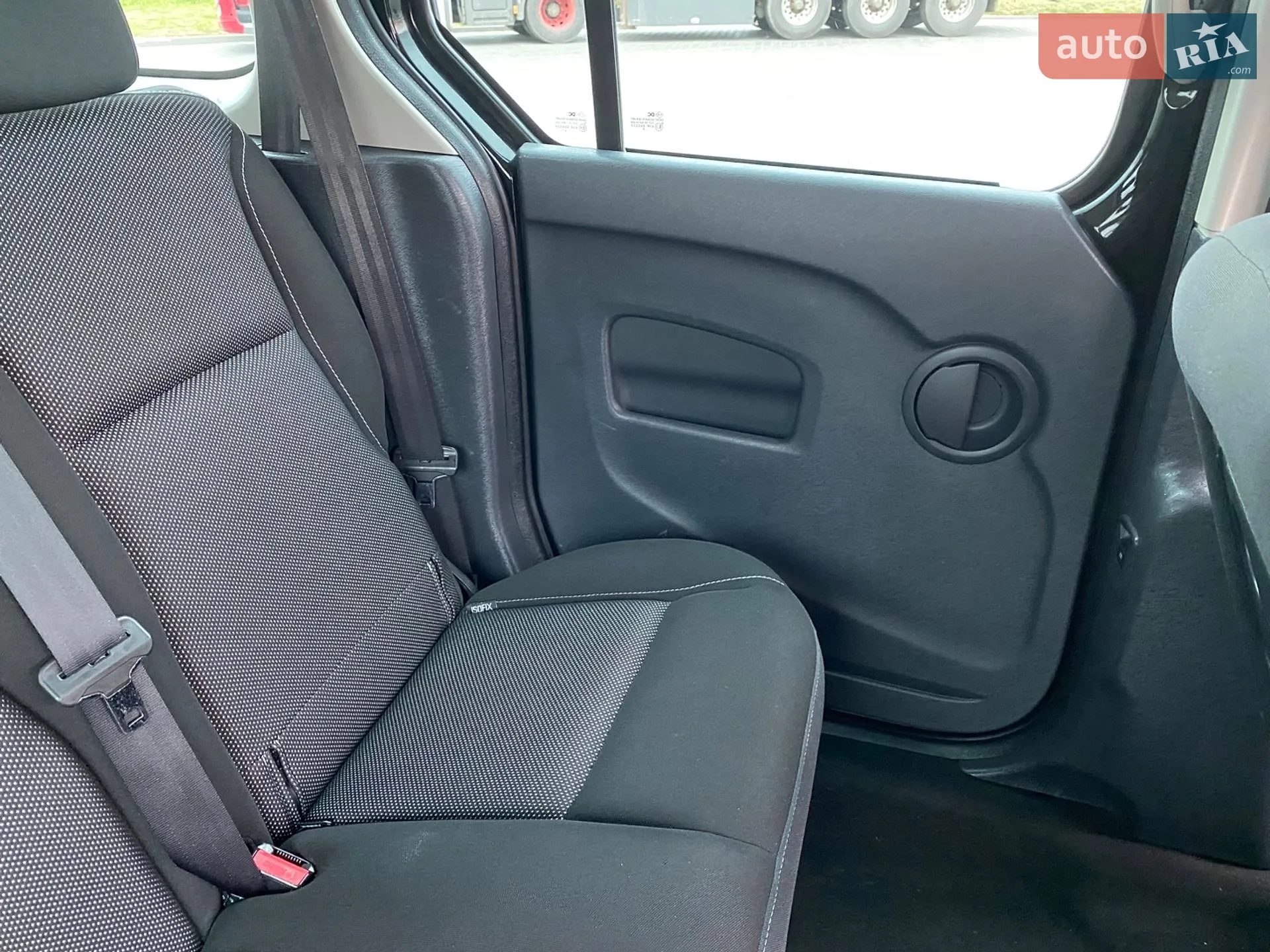 2015 Renault Kangoo - мініатюра 71