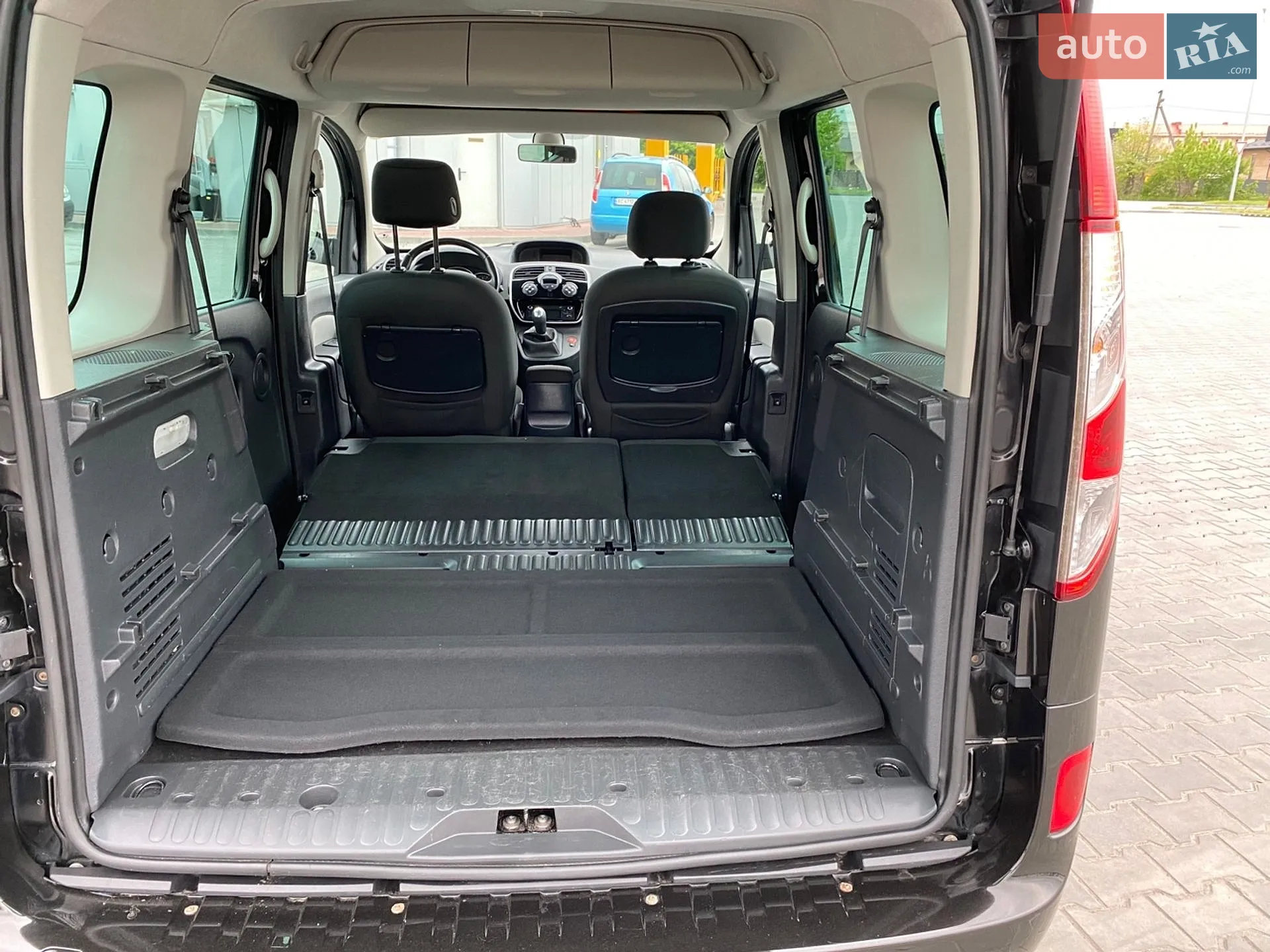2015 Renault Kangoo - мініатюра 92