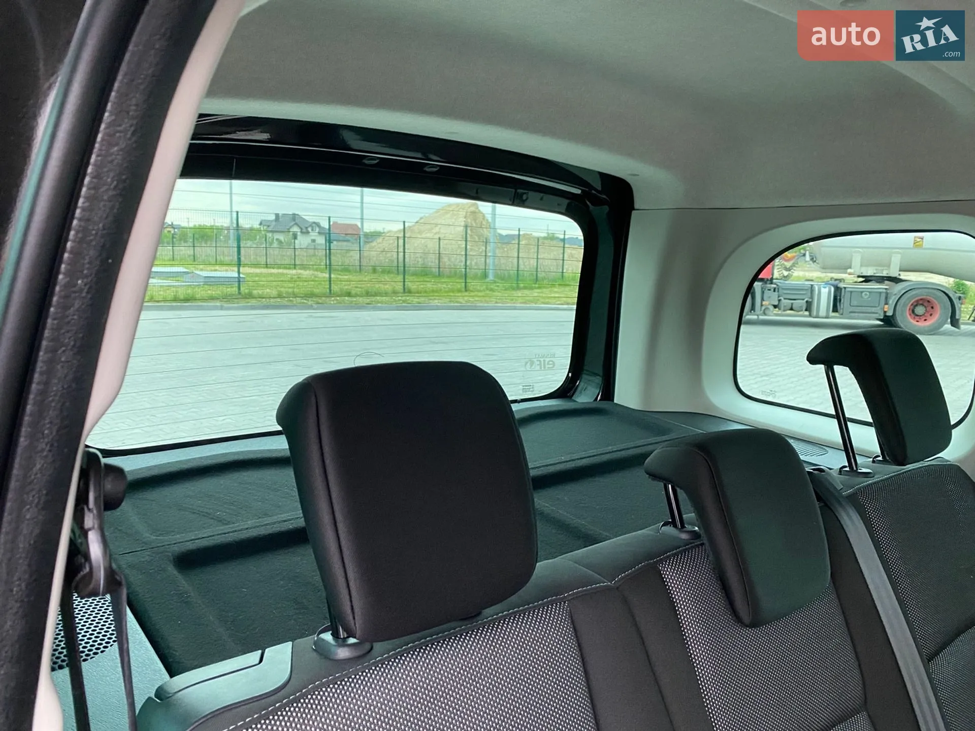 2015 Renault Kangoo - мініатюра 107