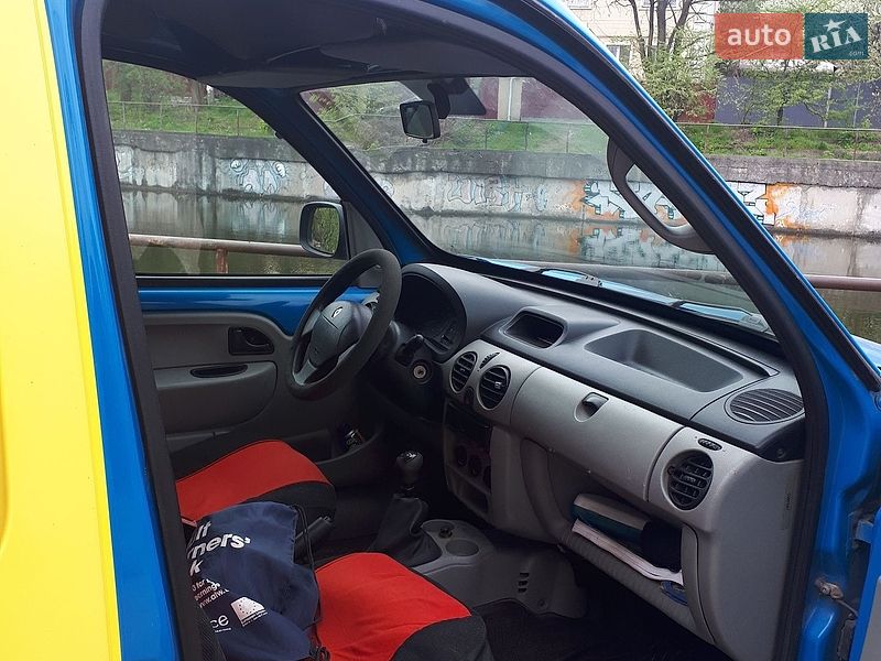 Мінівен Renault Kangoo 2003 в Києві