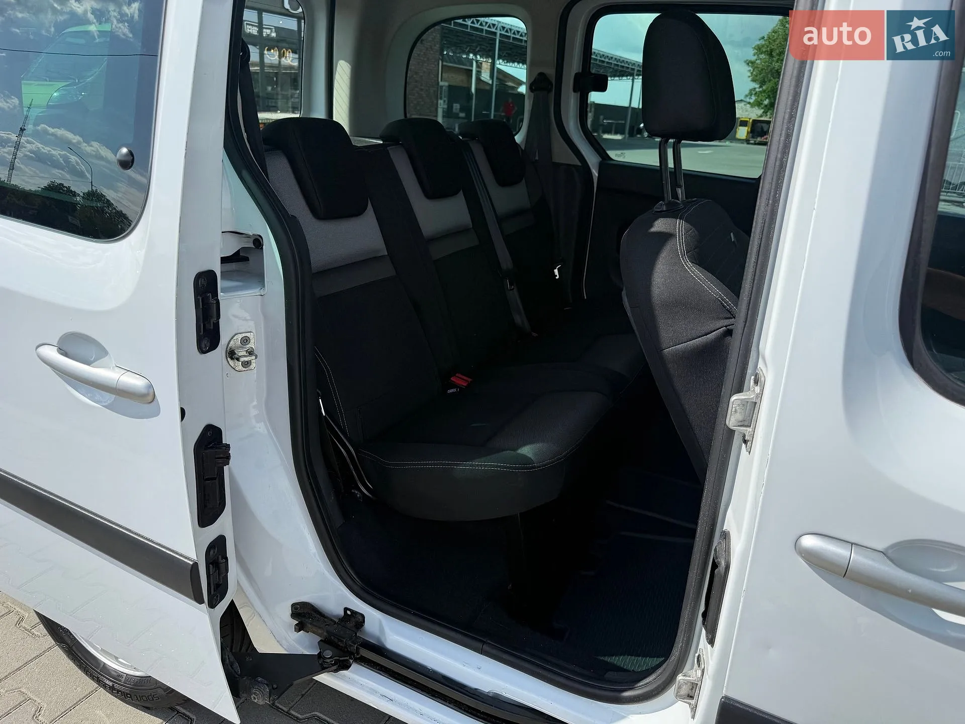 2017 Renault Kangoo - мініатюра 25