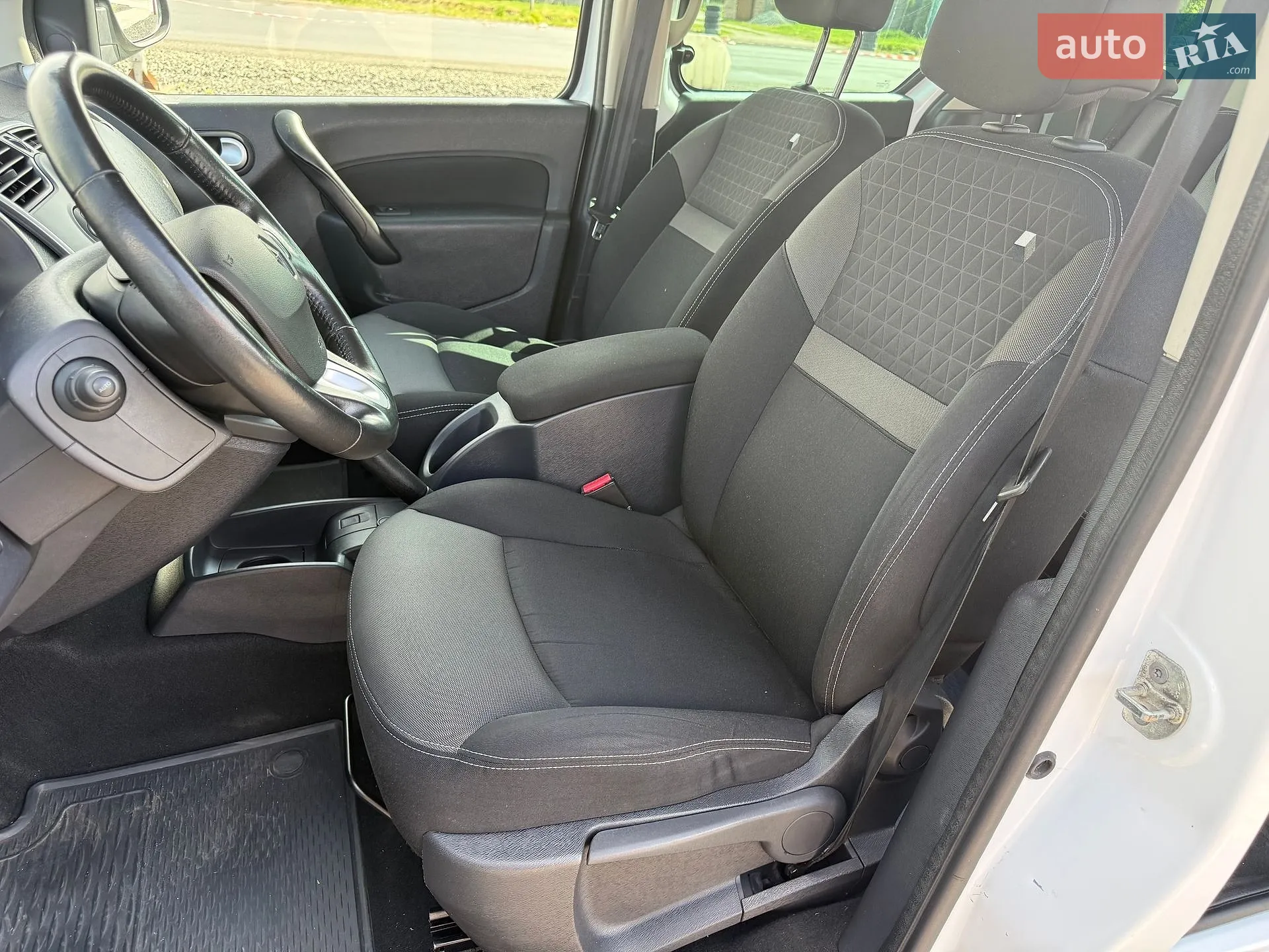 2017 Renault Kangoo - мініатюра 34