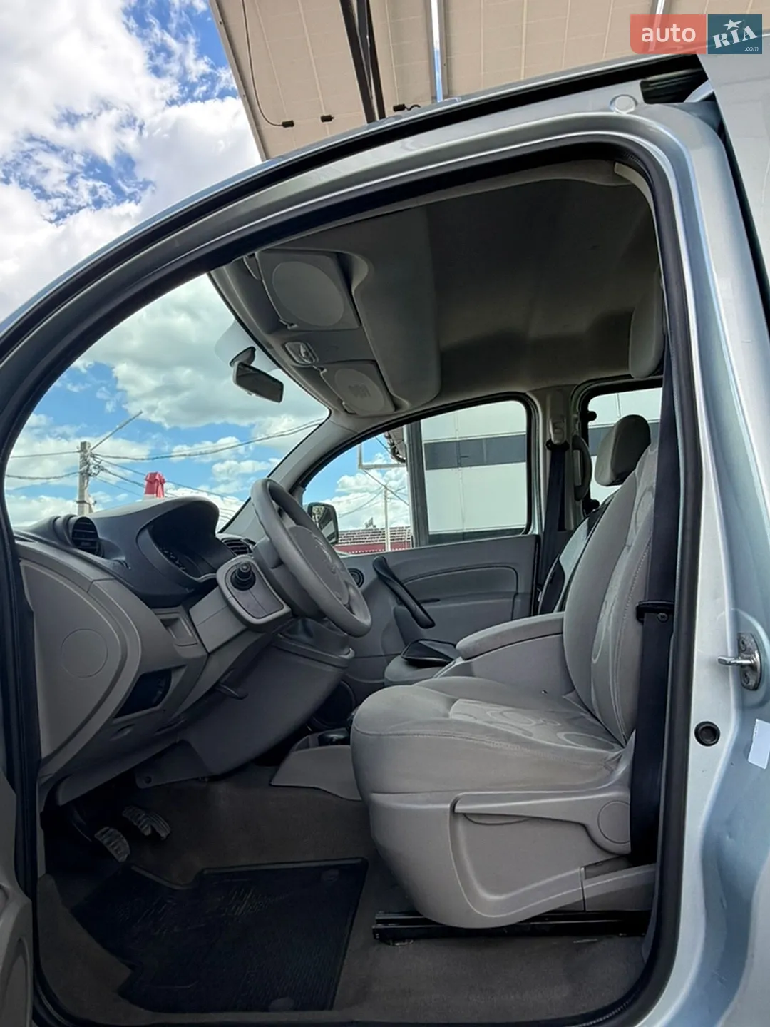 2010 Renault Kangoo - мініатюра 26