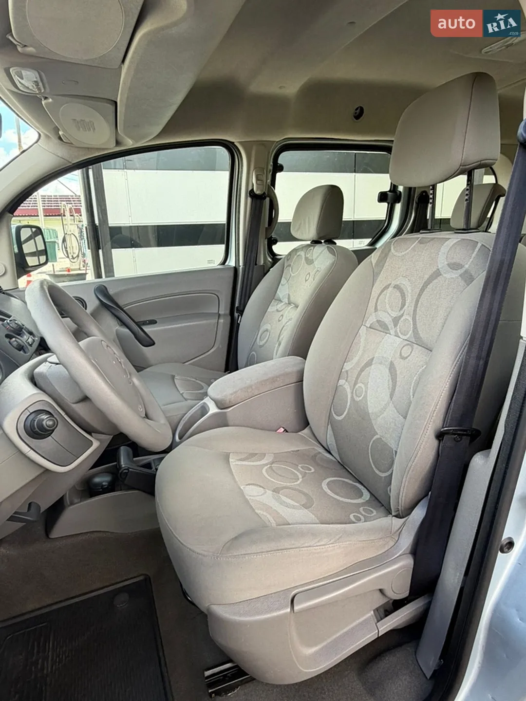 2010 Renault Kangoo - мініатюра 30