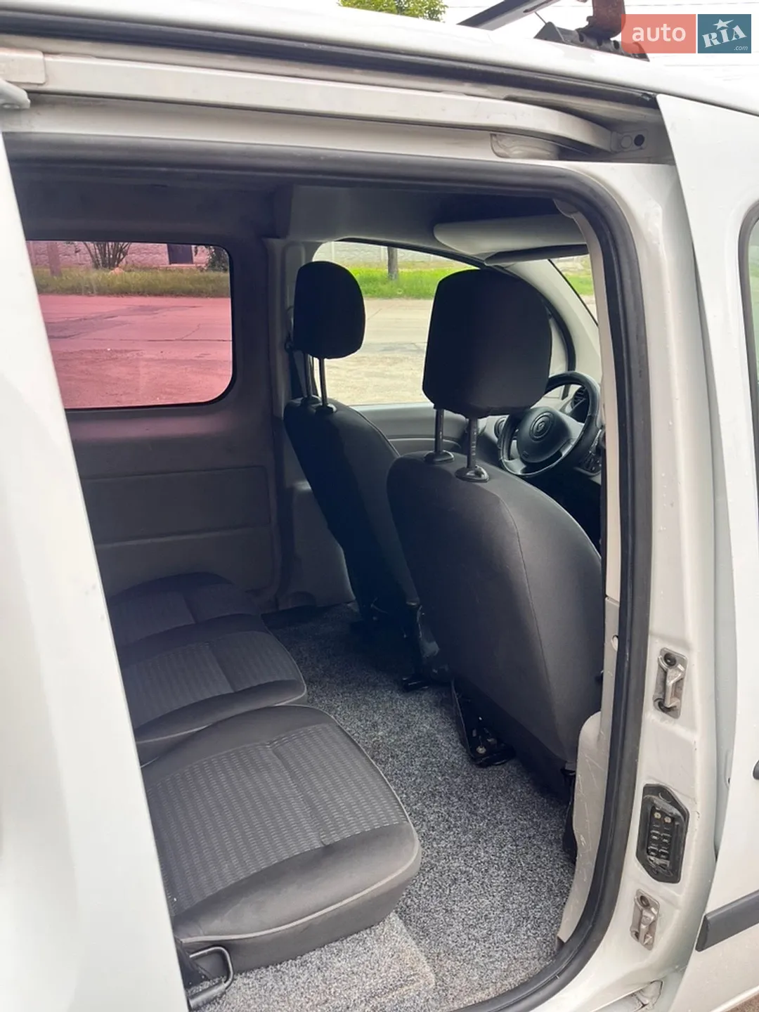 2010 Renault Kangoo - мініатюра 11