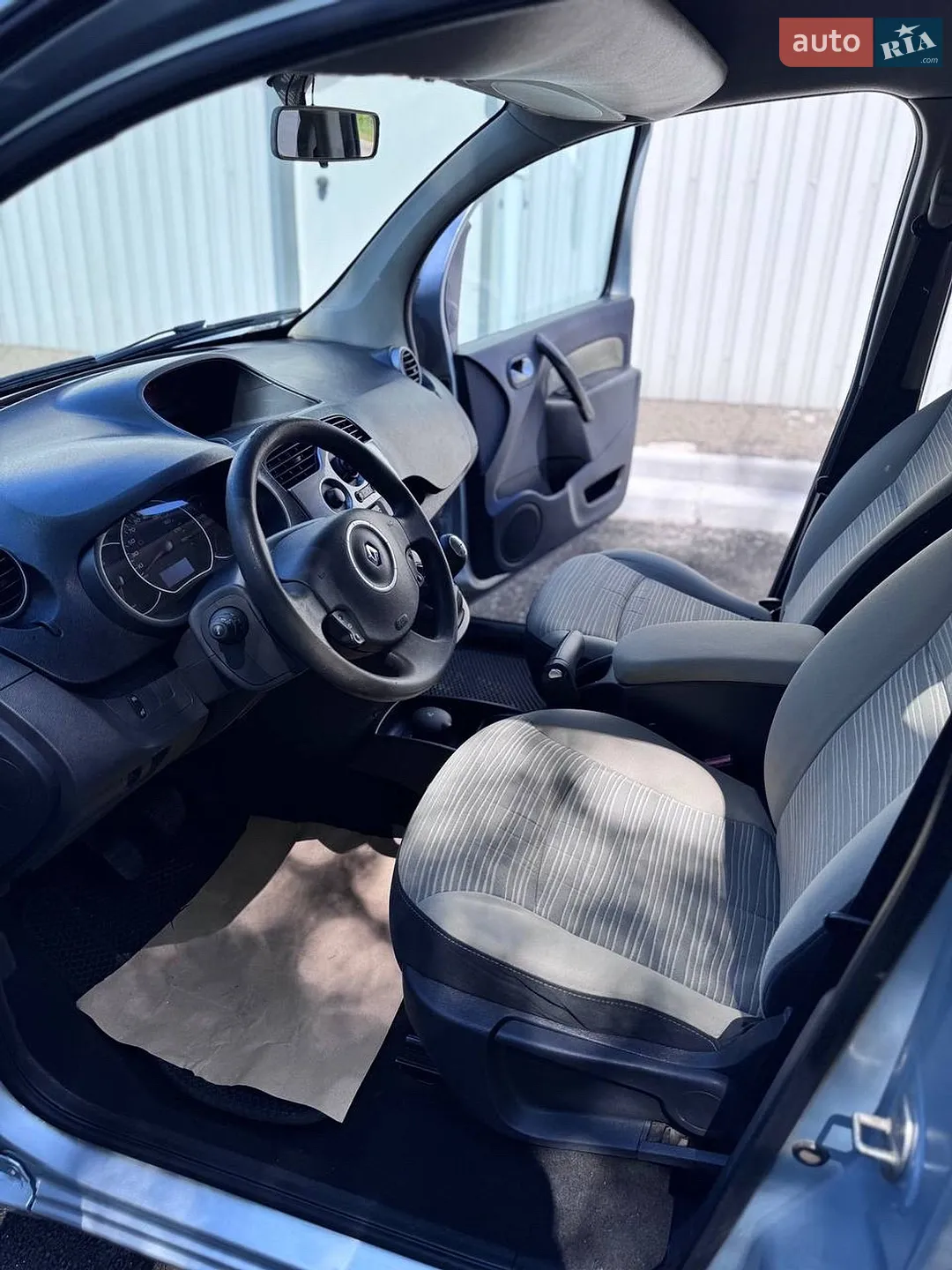 2011 Renault Kangoo - мініатюра 14