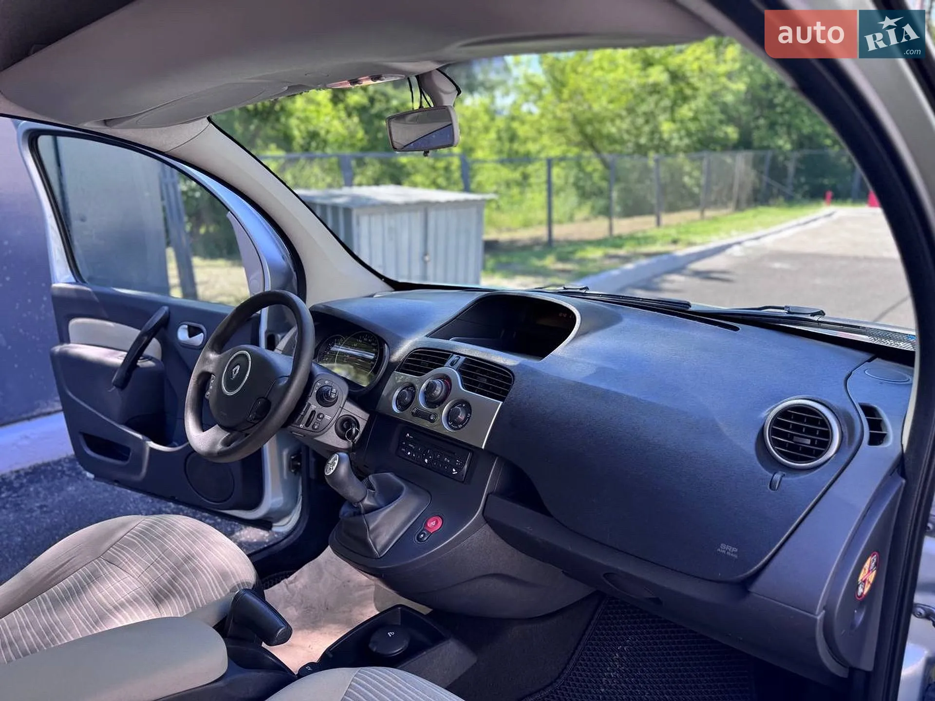 2011 Renault Kangoo - мініатюра 25