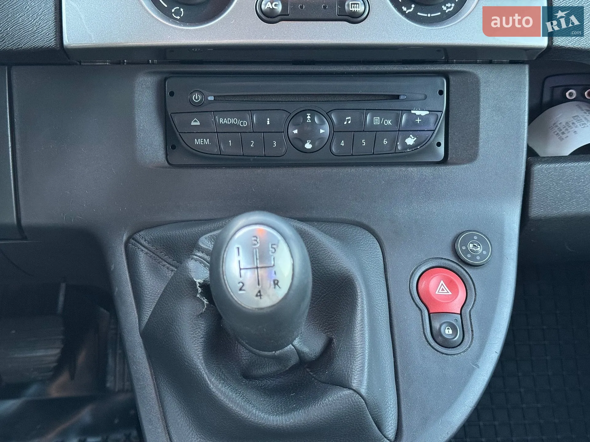 2011 Renault Kangoo - мініатюра 16