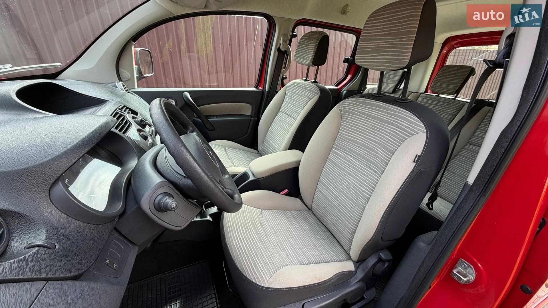 2012 Renault Kangoo - мініатюра 18