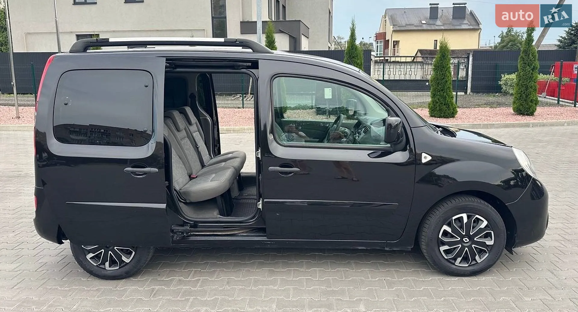 2010 Renault Kangoo - мініатюра 25