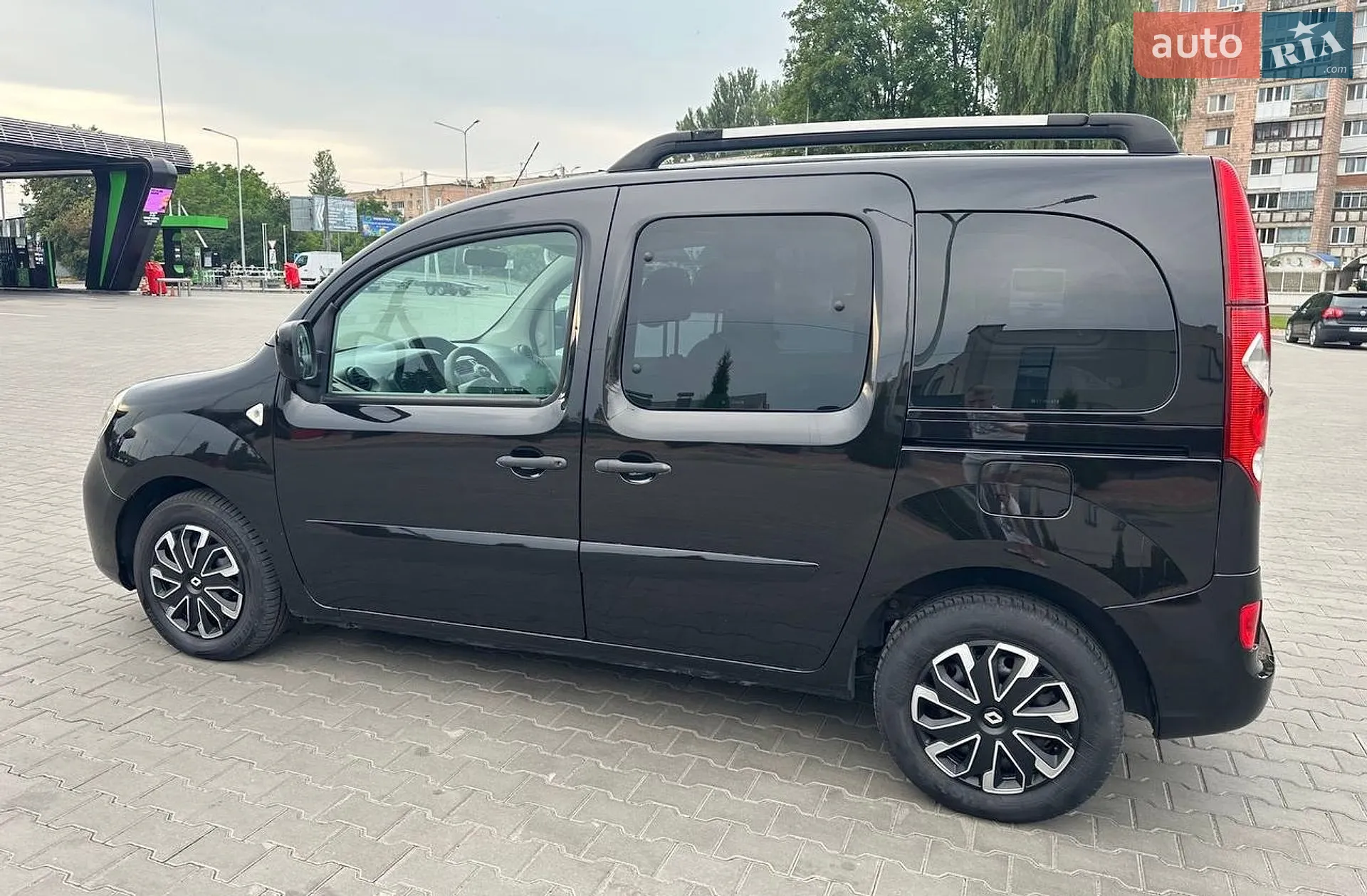 2010 Renault Kangoo - мініатюра 14