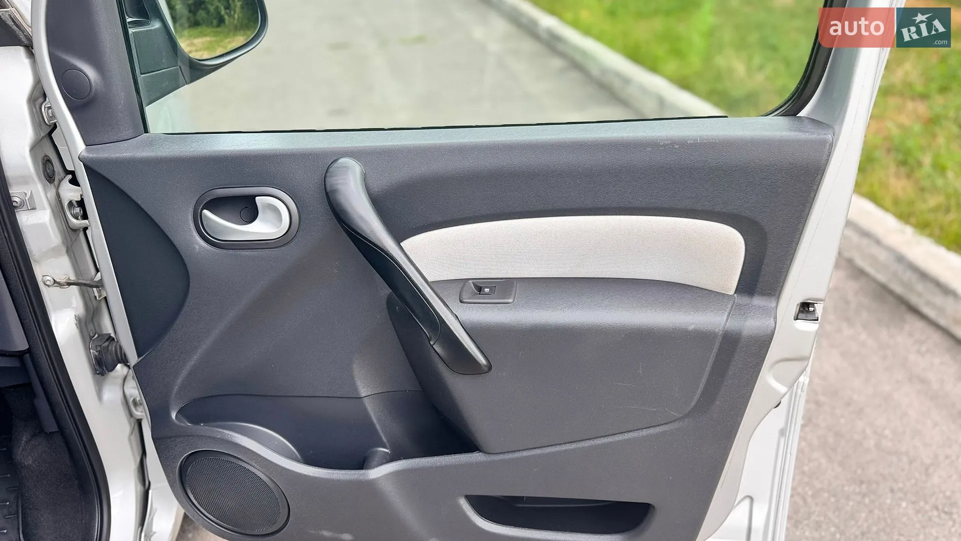 2014 Renault Kangoo - мініатюра 21