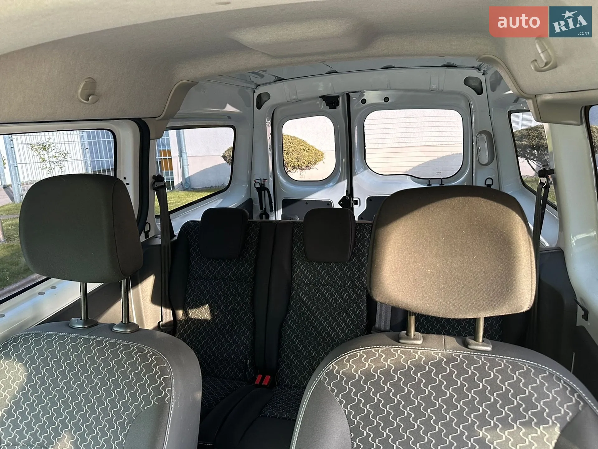 2016 Renault Kangoo - мініатюра 15